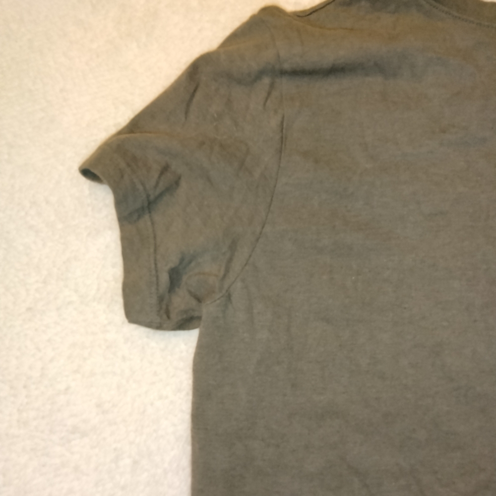 M*A*S*H 4077th Graphic T-Shirt - Picture 10 of 10